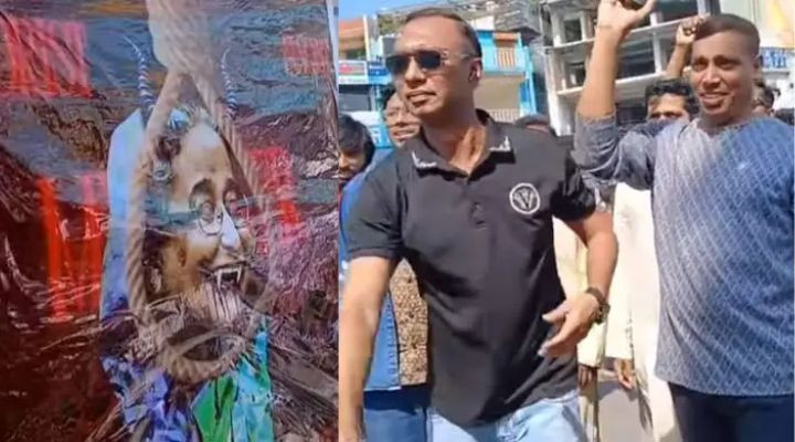 খুলনায় শেখ হাসিনার প্রতিকৃতিতে জুতা নিক্ষেপ